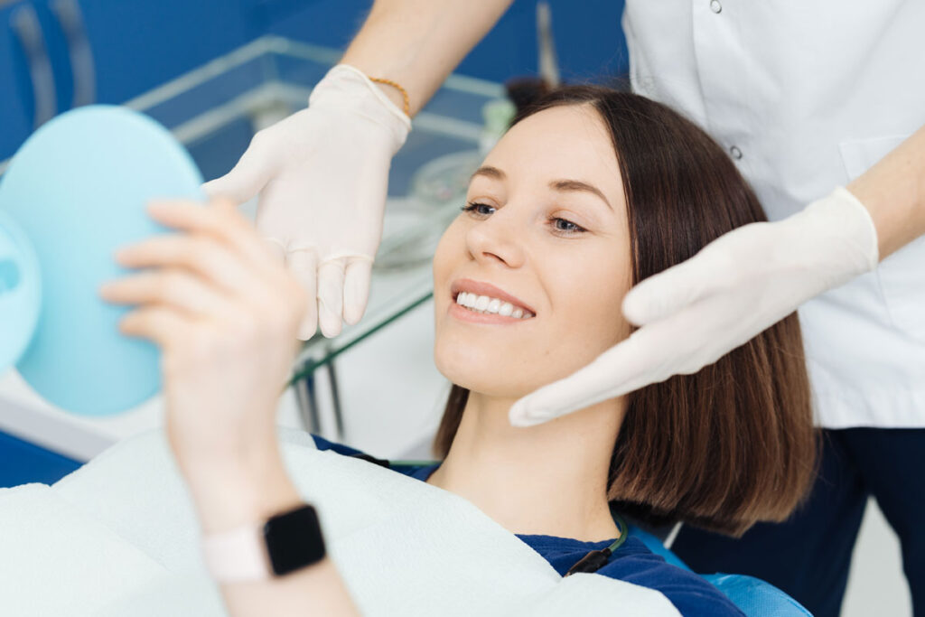 zambetul dorit dupa un implant dentar